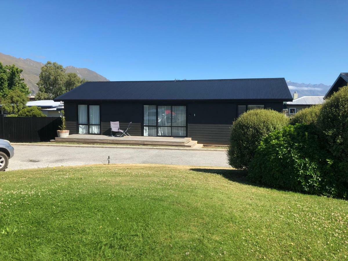 4 - Charming Space, Just A Stone Throw From Central Wanaka Buitenkant foto