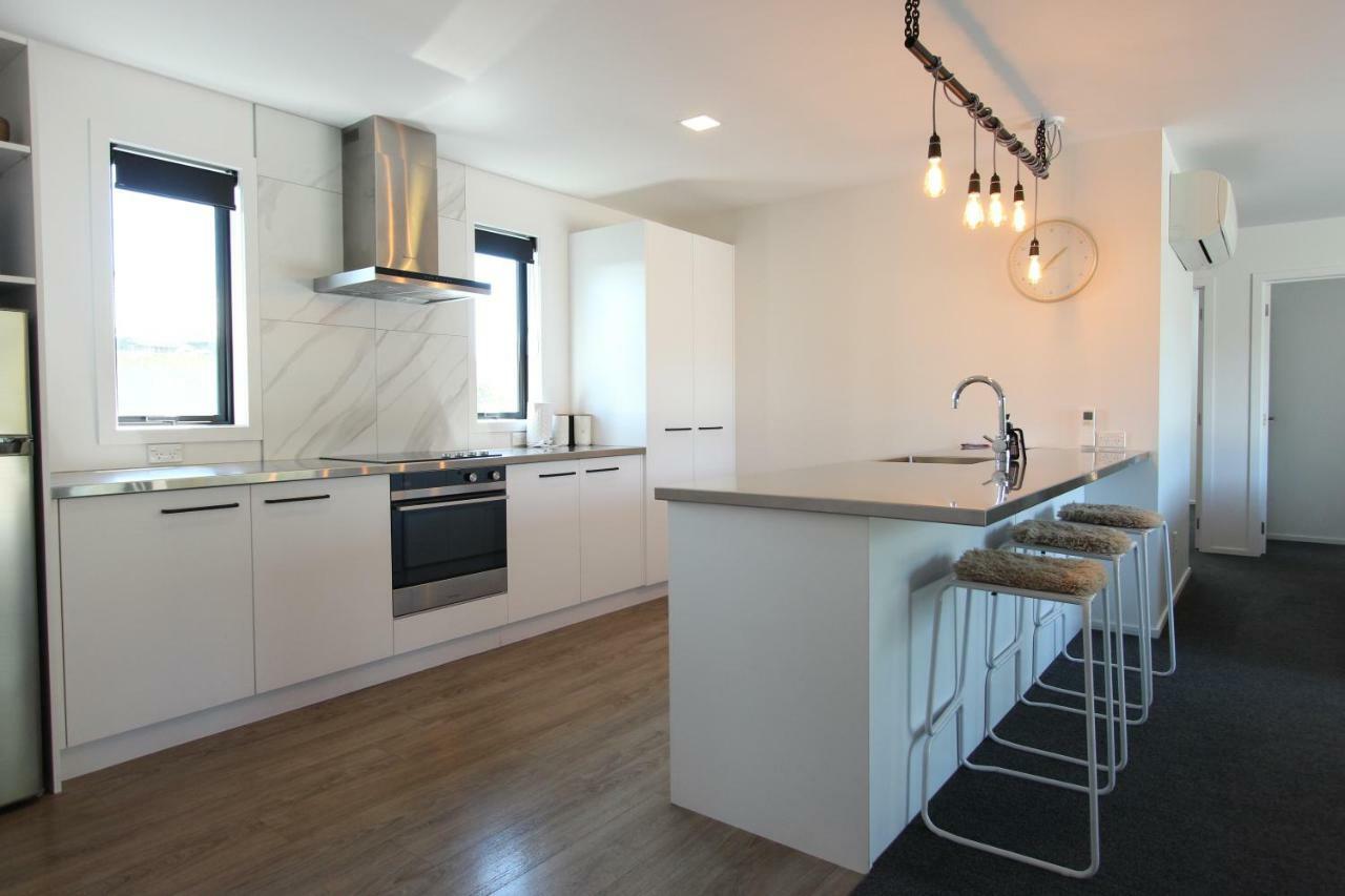 4 - Charming Space, Just A Stone Throw From Central Wanaka Buitenkant foto